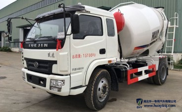 上汽躍進(jìn)開(kāi)拓H500國(guó)三6方攪拌車