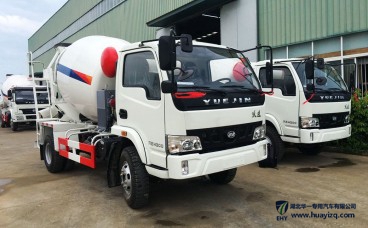 上汽躍進(jìn)國(guó)四5方攪拌車