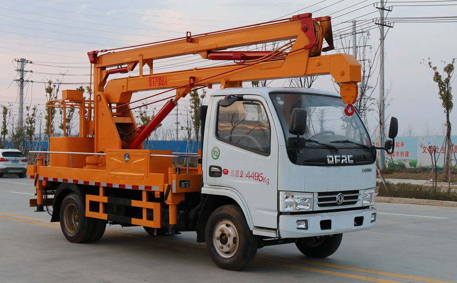 12米曲臂式高空作業車